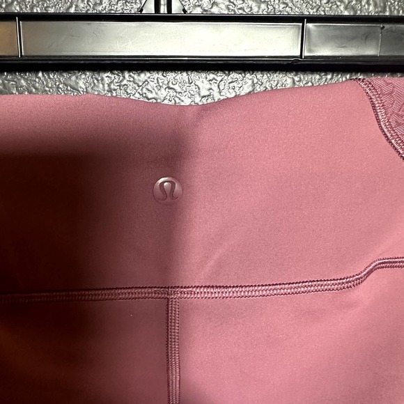 Lululemon Women's Wunder Under High-Rise Tight Flocked 28" Plumful Size 10 NWT - Picture 9 of 10